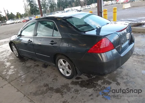 2007 Honda Accord 2.4 Lx z USA, uszkodzony, nr VIN 1HGCM56497A119552